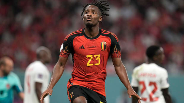 Michy Batshuayi scores for Belgium vs. Canada